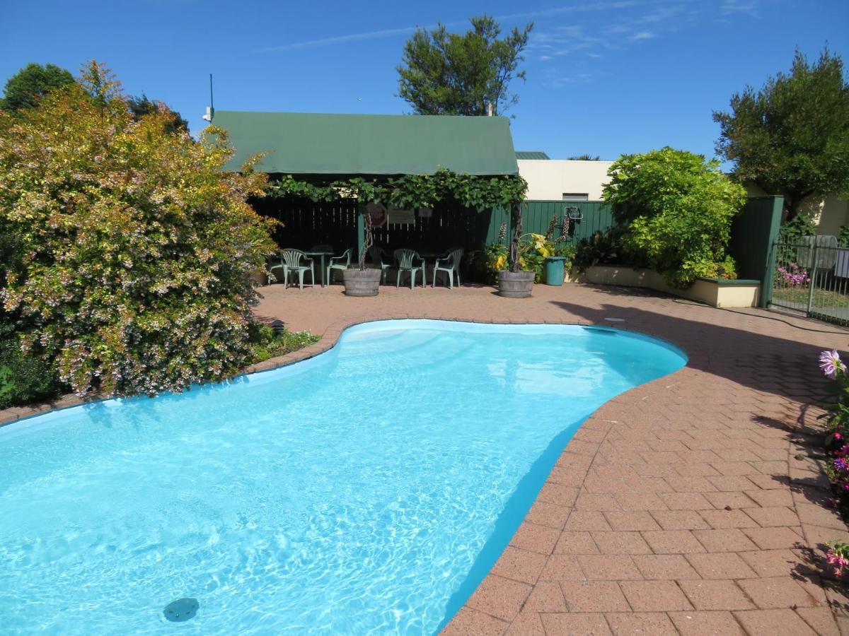 Commodore Court Motel Blenheim Eksteriør bilde